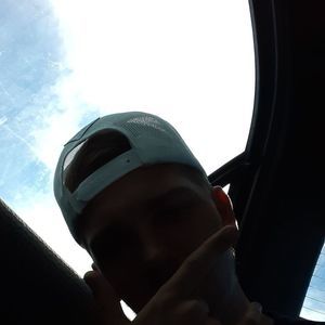 Meet your Posher, Hunter